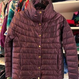 Barbour Women's puffer button up jacket. Burgundy